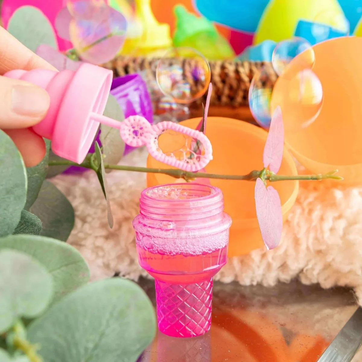 18pcs Mini Bubble Wands Treasure Eggs-Wholesale