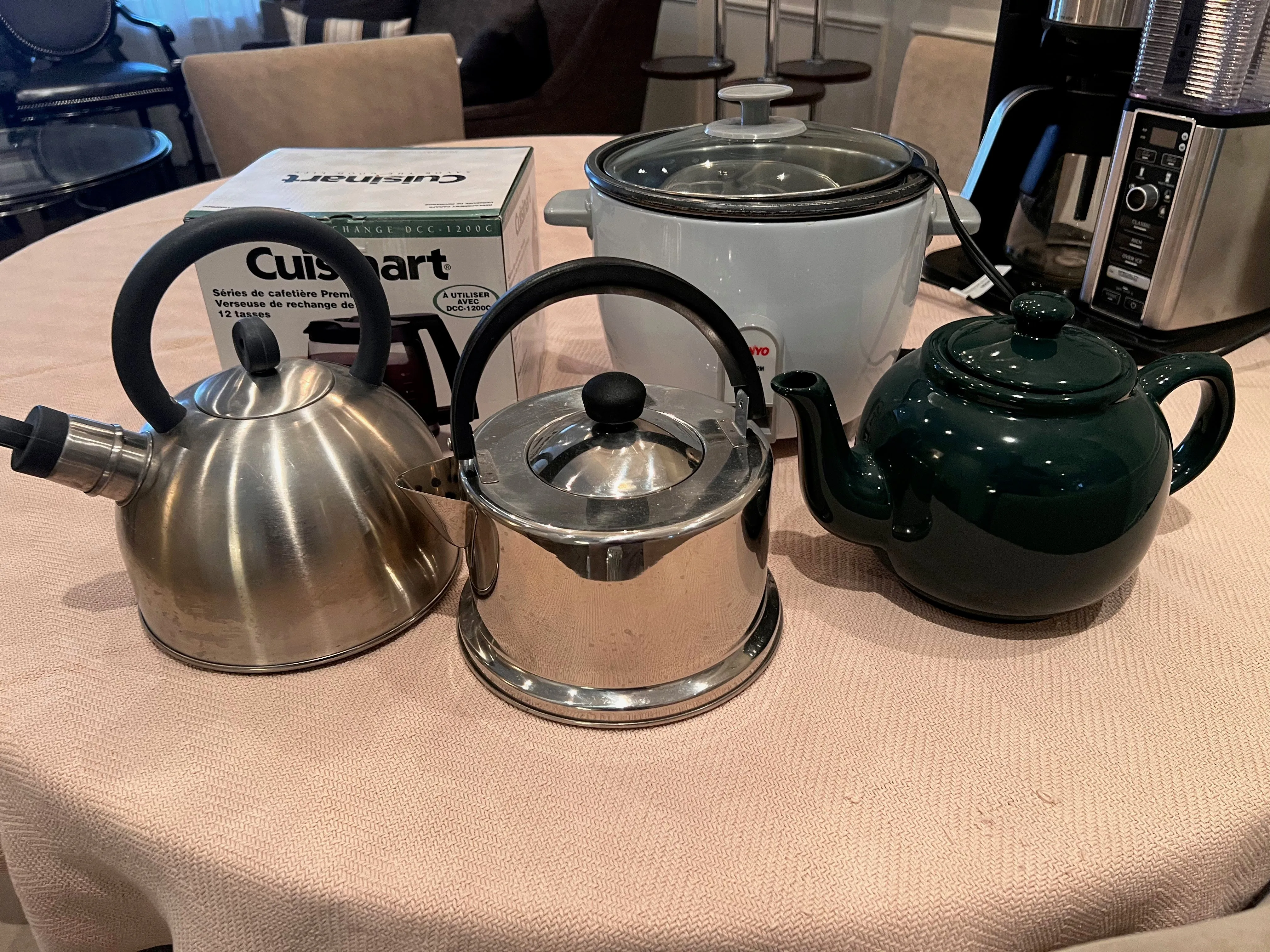 3 Kettles, BRAND NEW Coffee Carafe   Rice Cooker LOT