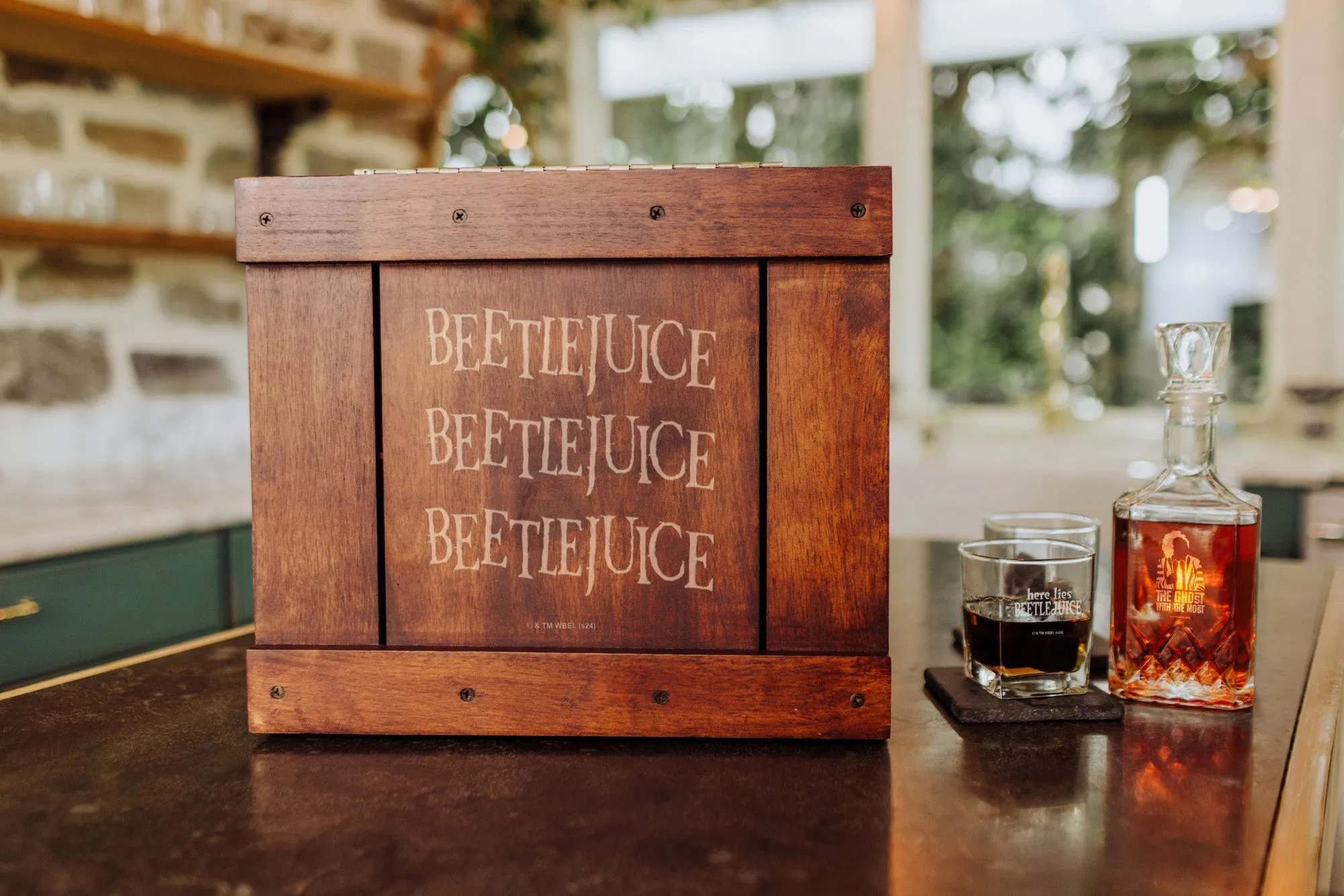 Beetlejuice - Whiskey Box Gift Set with Decanter