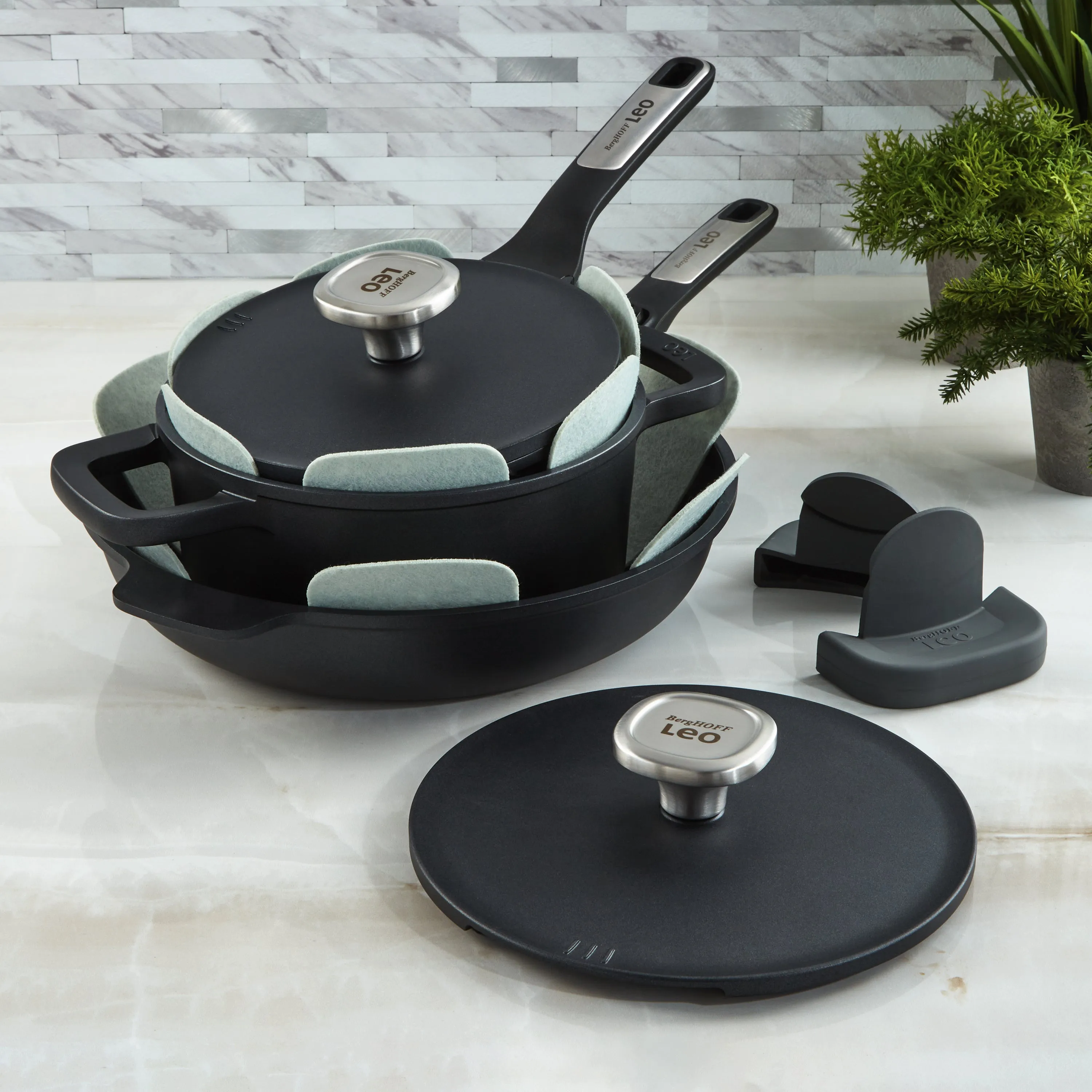 BergHOFF Leo Phantom 5pc Nonstick Ceramic Cookware Set, Recycled