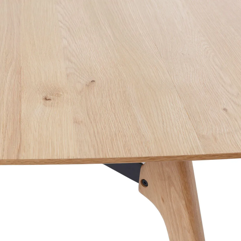 Flow Dining Table Medium