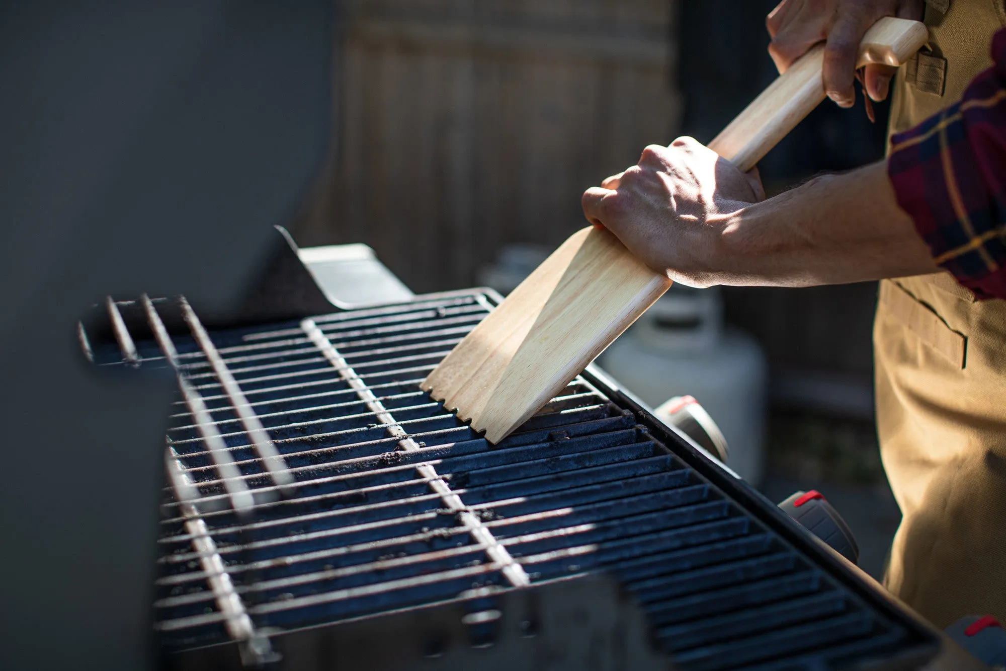 Green Bay Packers - Hardwood BBQ Grill Scraper with Bottle Opener