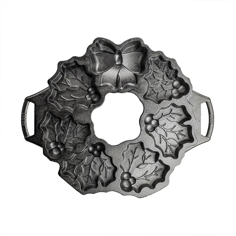 Lodge Holiday Wreath Pan Cast Iron