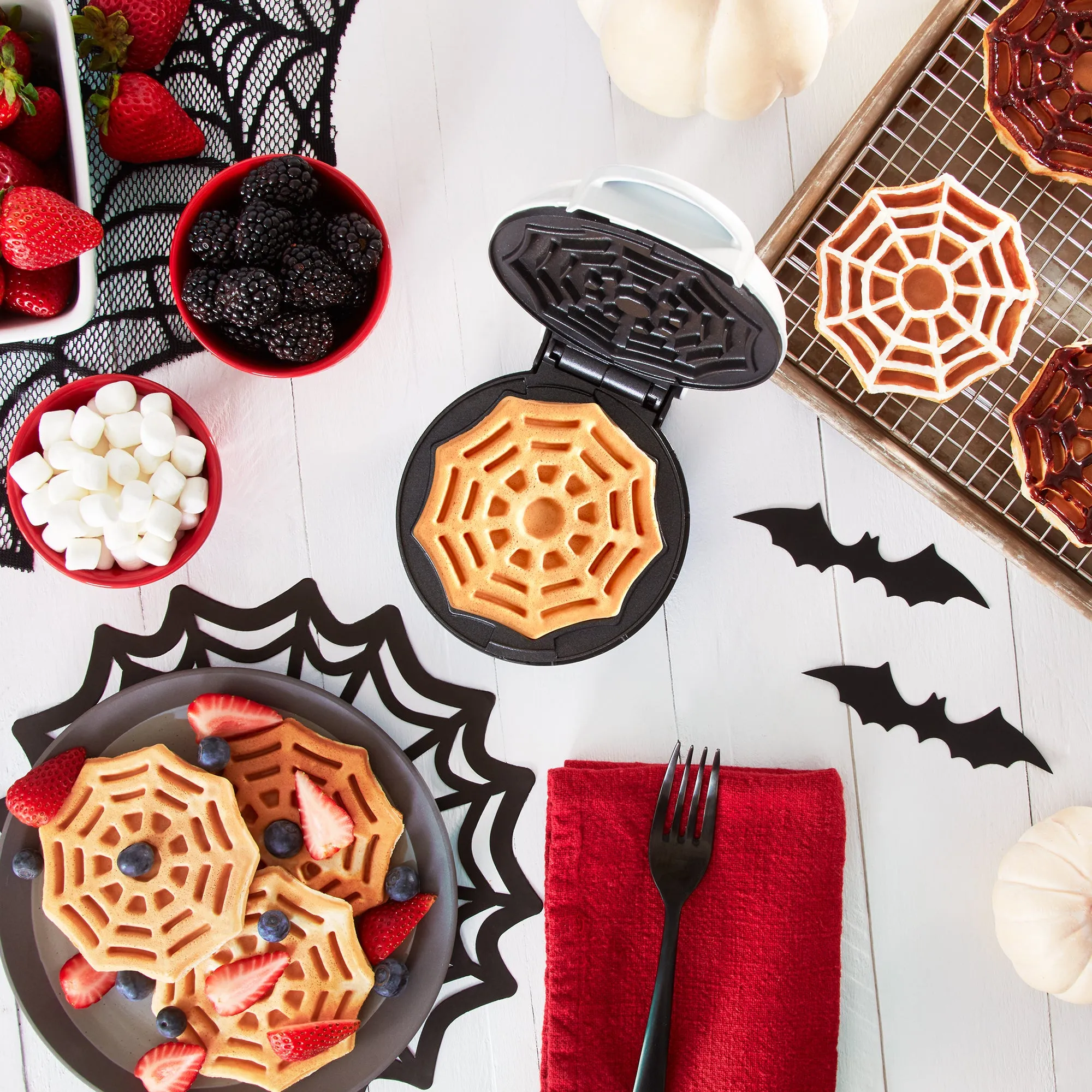 Spider Web Mini Waffle Maker